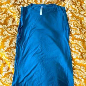 Fabletics women’s size XXS cut off top